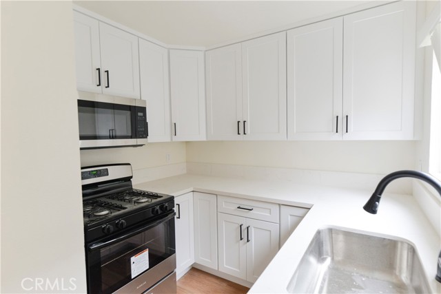 241 Avenida Pelayo, San Clemente CA: https://media.crmls.org/medias/5e143f8e-4953-46db-b9e6-07927bbd9ec5.jpg