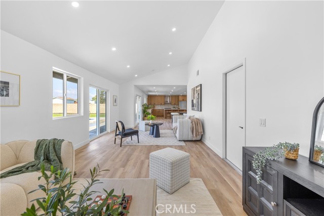 Detail Gallery Image 13 of 50 For 5079 Rigel Way Mira Loma, Jurupa Valley,  CA 91752 - 4 Beds | 3 Baths