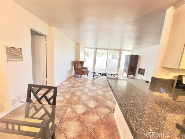 Detail Gallery Image 7 of 39 For 52 Center, Redlands,  CA 92373 - 2 Beds | 1 Baths