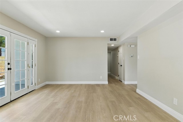 15195 Laguna Avenue, Lake Elsinore CA: https://media.crmls.org/medias/5e162d13-acaf-4453-b1e3-cfdc6a96a6d7.jpg
