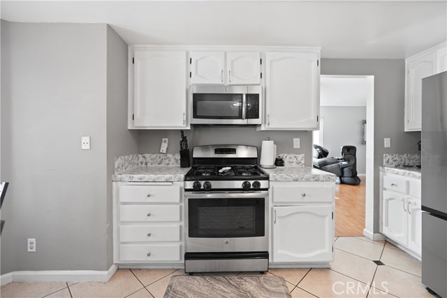 1209 Moonstone Street, Hemet CA: https://media.crmls.org/medias/5e1635c7-4004-4a9c-9312-5410af939b9c.jpg