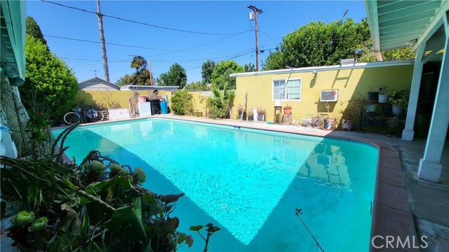 6854 Tampa Ave photo 7