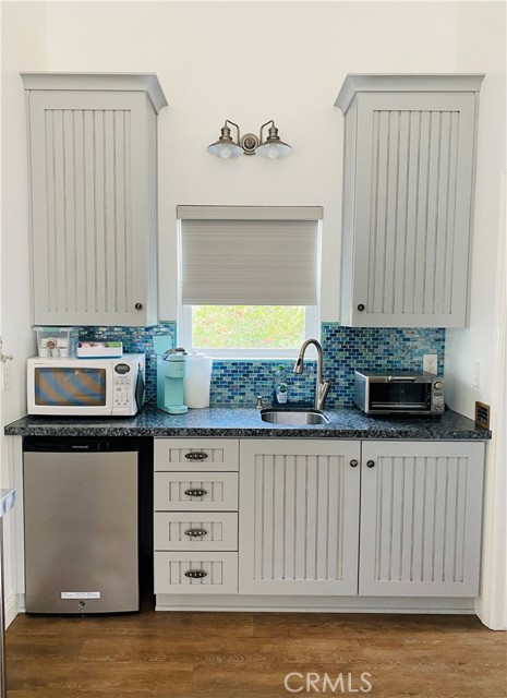 Detail Gallery Image 5 of 13 For 1560 Emerson Rd, Cambria,  CA 93428 - 0 Beds | 1 Baths