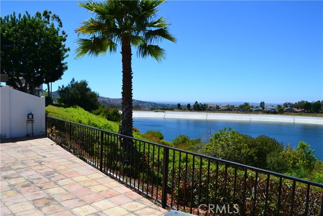 Detail Gallery Image 18 of 28 For 7049 E Viewpoint Ln, Anaheim Hills,  CA 92807 - 3 Beds | 2 Baths