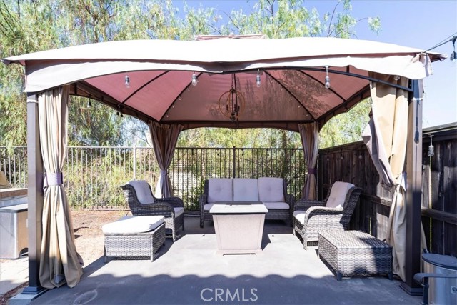 25933 Schafer Drive, Murrieta CA: https://media.crmls.org/medias/5e1adc3a-aced-4ddc-a73a-34da64a2c509.jpg