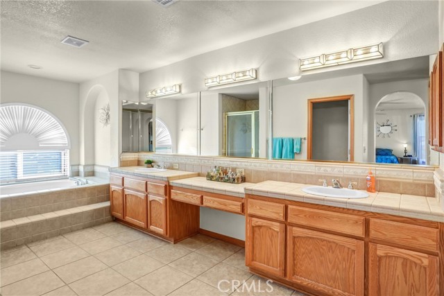 Detail Gallery Image 20 of 48 For 15813 Willow St, Hesperia,  CA 92345 - 4 Beds | 2/1 Baths