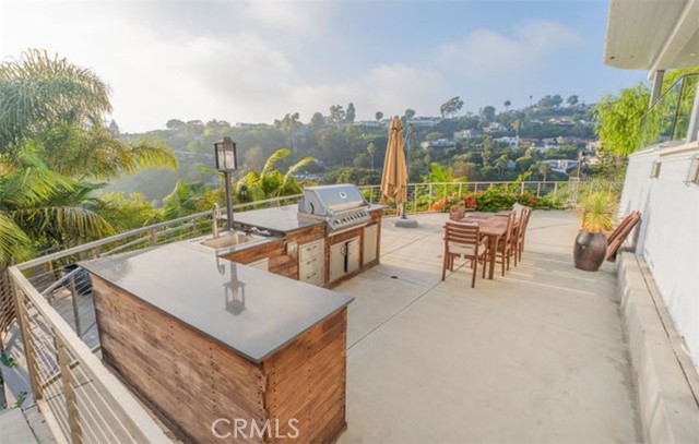 Detail Gallery Image 11 of 22 For 986 Oriole, Laguna Beach,  CA 92651 - 3 Beds | 3 Baths