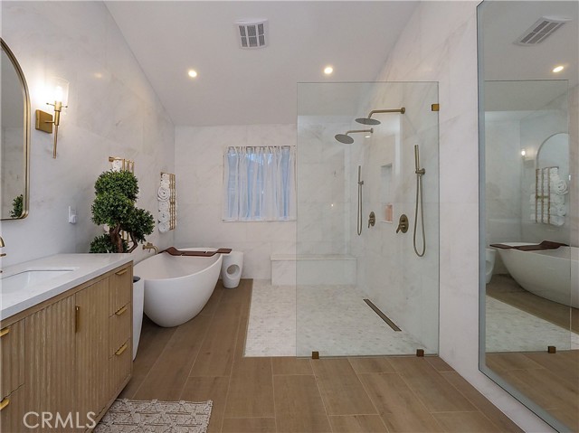 Detail Gallery Image 47 of 58 For 32551 Seacliff Dr, Rancho Palos Verdes,  CA 90275 - 4 Beds | 3/1 Baths