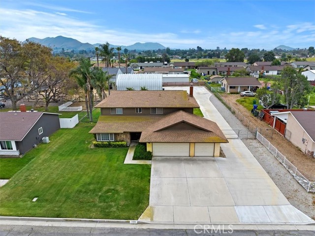 Detail Gallery Image 2 of 21 For 11562 Range View Rd, Jurupa Valley,  CA 91752 - 4 Beds | 2/1 Baths