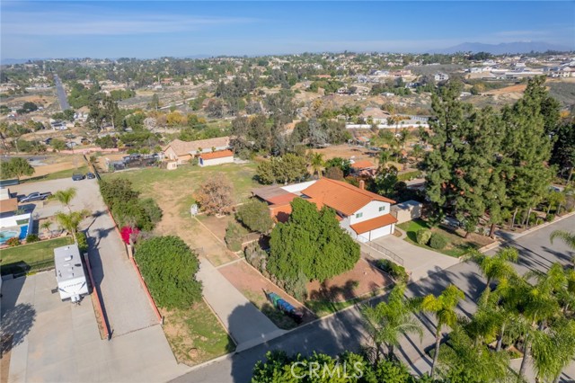 Detail Gallery Image 4 of 50 For 15750 Pounders Dr, Riverside,  CA 92504 - 4 Beds | 3 Baths