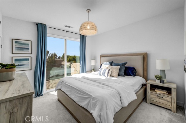5092 Long Beach photo 17