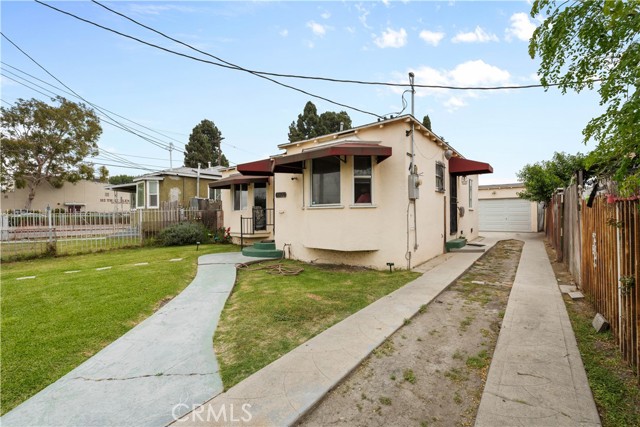 11204 Alvaro Street, Los Angeles CA: https://media.crmls.org/medias/5e1fc512-2657-4ca2-88ec-b5fe23c9d176.jpg