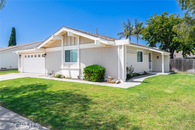 3681 Haverford Street, Irvine CA: https://media.crmls.org/medias/5e201e97-67d5-4f83-9a17-fcb9e2648a5c.jpg