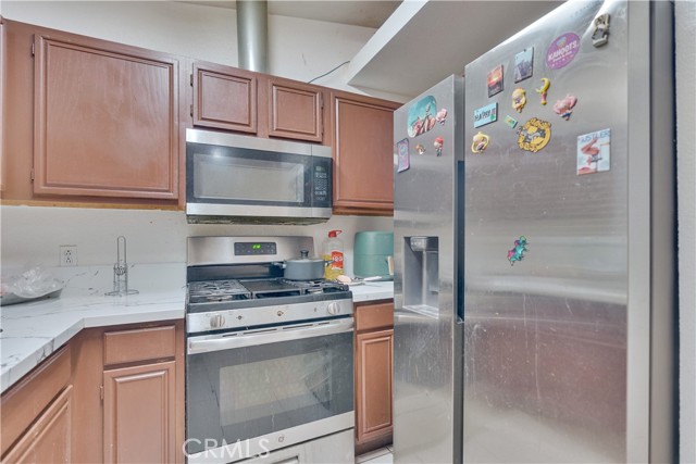 Detail Gallery Image 2 of 18 For 16575 via Montana, Desert Hot Springs,  CA 92240 - 4 Beds | 2 Baths