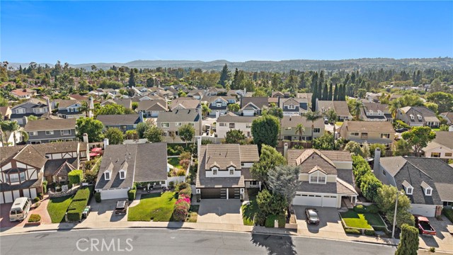 24641 Paige Circle, Laguna Hills CA: https://media.crmls.org/medias/5e20da65-31b0-406e-9b1f-4507989e9adf.jpg