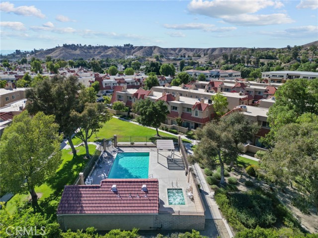 17910 River Circle, Canyon Country CA: https://media.crmls.org/medias/5e20f3b1-882e-4989-9379-4fcc689268f2.jpg