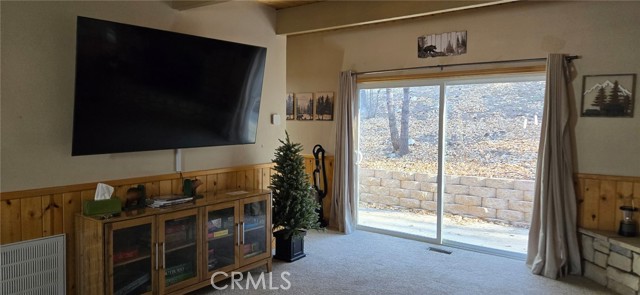 Detail Gallery Image 10 of 27 For 43532 Bow Canyon, Big Bear Lake,  CA 92315 - 3 Beds | 2/1 Baths