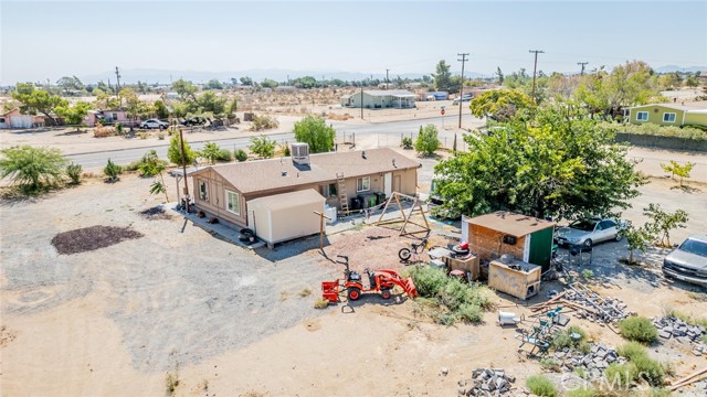 11930 Baldy Mesa Road, Victorville CA: https://media.crmls.org/medias/5e213ba9-ac46-4c8f-8993-c69eaa5d1706.jpg