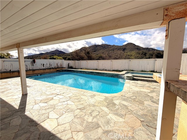 Detail Gallery Image 10 of 10 For 31073 Ruidosa St, Temecula,  CA 92592 - 3 Beds | 2 Baths