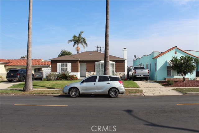 Detail Gallery Image 3 of 49 For 9812 S Denker, Los Angeles,  CA 90047 - 2 Beds | 1 Baths