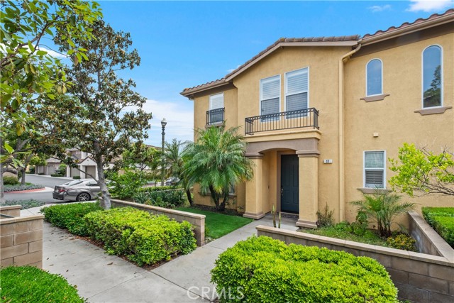 17 Crescent City, Irvine CA: https://media.crmls.org/medias/5e219349-4f8c-47c0-853c-cacca90e0614.jpg