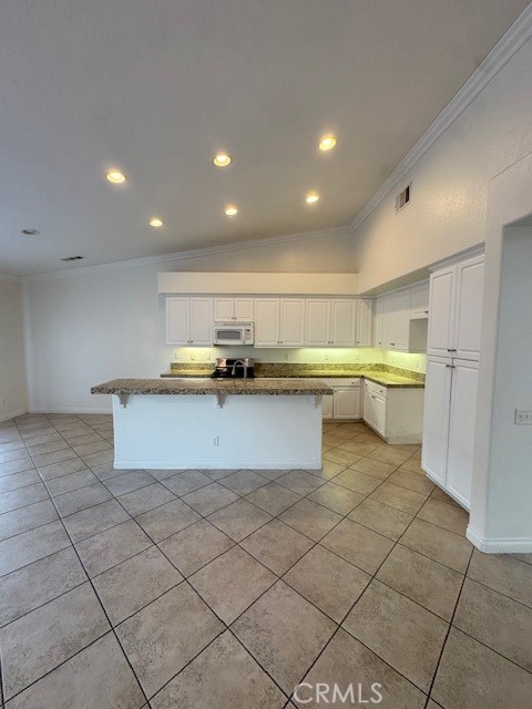 Detail Gallery Image 3 of 26 For 1055 Sundew, San Jacinto,  CA 92582 - 4 Beds | 2 Baths