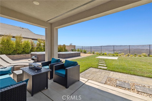 28528 Wildflower Terrace, Castaic CA: https://media.crmls.org/medias/5e22a0d9-28fa-4c5a-ba66-bd6b8db36423.jpg