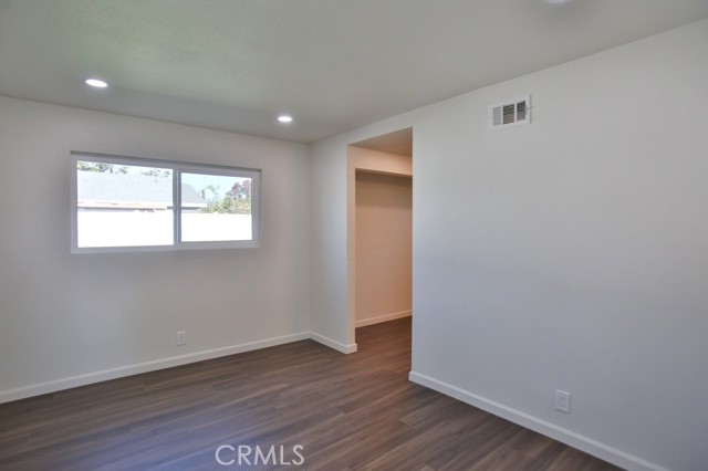 Detail Gallery Image 12 of 21 For 2037 Alco Ave, Santa Ana,  CA 92703 - 4 Beds | 2 Baths