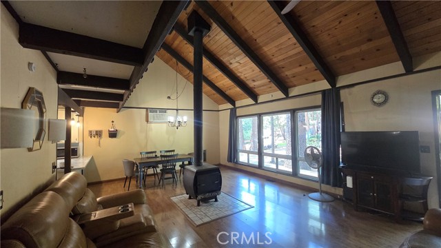 Detail Gallery Image 4 of 41 For 6106 Guilford Cir, Magalia,  CA 95954 - 4 Beds | 3 Baths