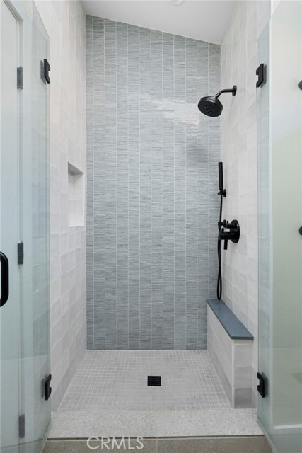 Detail Gallery Image 17 of 36 For 659 Vista Bonita, Newport Beach,  CA 92660 - 2 Beds | 2/1 Baths