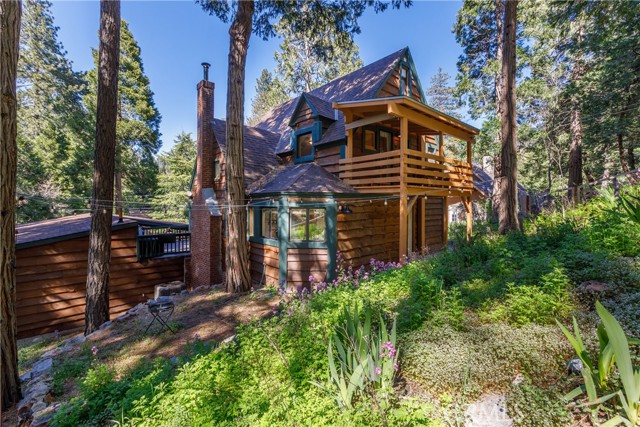 Detail Gallery Image 3 of 43 For 23883 Pioneer Camp Rd, Crestline,  CA 92325 - 4 Beds | 3/1 Baths