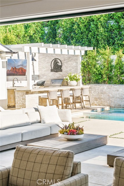 2001 Port Ramsgate Place, Newport Beach CA: https://media.crmls.org/medias/5e248384-7516-4bbb-a0e6-31a051719824.jpg