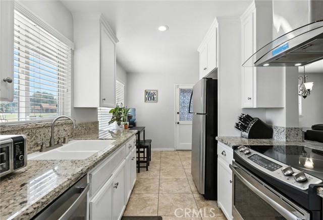 Detail Gallery Image 12 of 27 For 4220 Monticello Ave, Riverside,  CA 92503 - 4 Beds | 2 Baths