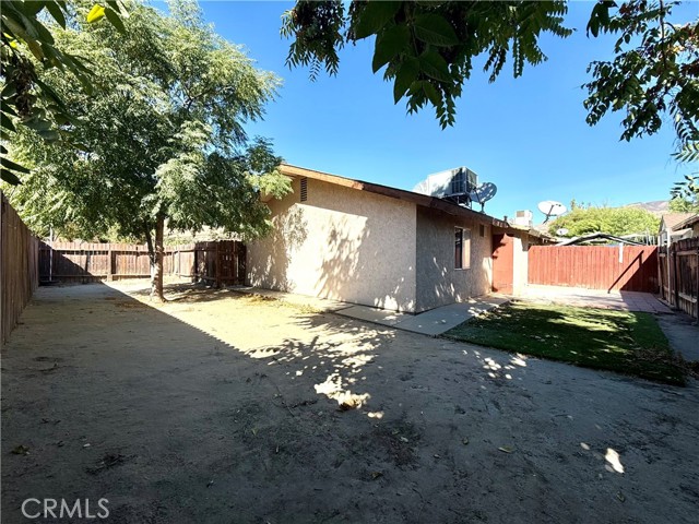 Detail Gallery Image 10 of 11 For 366 E 1st St, San Jacinto,  CA 92583 - 2 Beds | 1 Baths