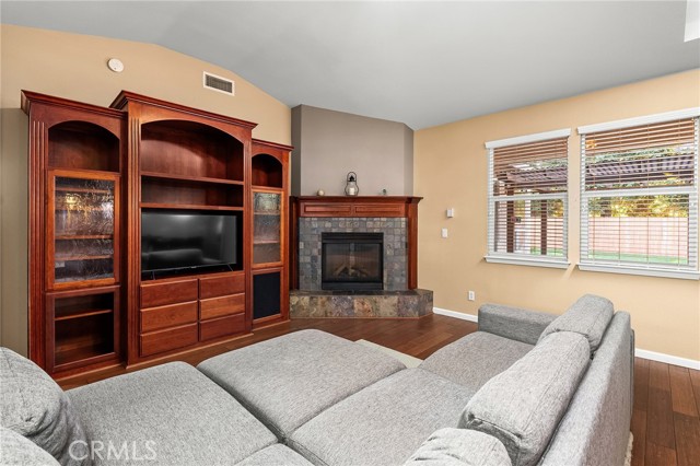 Detail Gallery Image 3 of 51 For 91 Cinder Cone, Chico,  CA 95973 - 4 Beds | 3 Baths