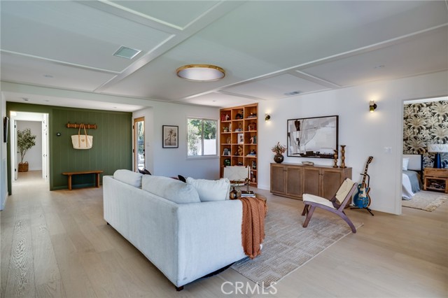 1393 Navarro Avenue, Pasadena CA: https://media.crmls.org/medias/5e284eab-86e9-405f-a7af-ad9a8390b71a.jpg