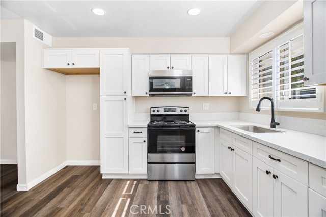 Detail Gallery Image 15 of 35 For 27161 Pinehurst, Menifee,  CA 92586 - 2 Beds | 1 Baths