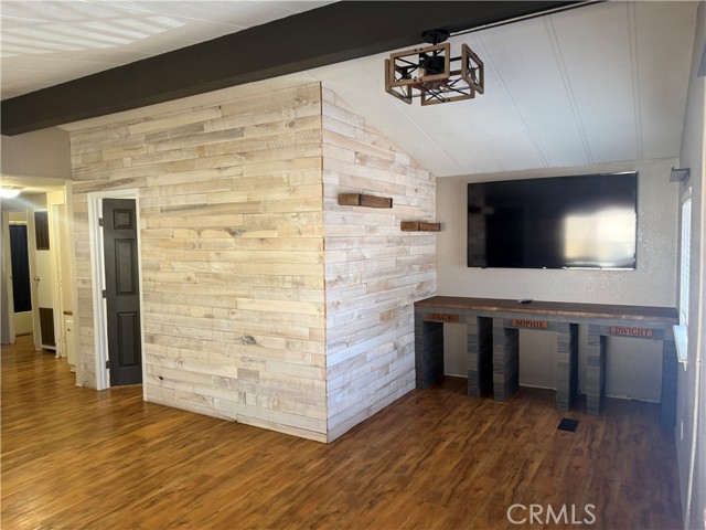 Detail Gallery Image 11 of 21 For 15181 Van Buren, Riverside,  CA 92504 - 3 Beds | 2 Baths