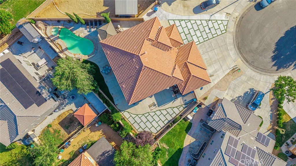 https://media.crmls.org/medias/5e2a6132-151d-4a4d-a405-6c071f0e8bdf.jpg?preset=X-Large