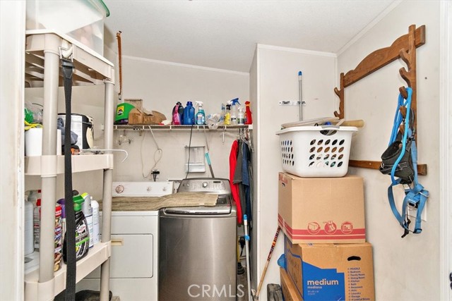 Detail Gallery Image 34 of 43 For 12730 Fir St, Oak Hills,  CA 92344 - 6 Beds | 4/1 Baths