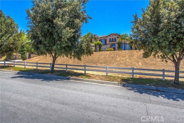 Detail Gallery Image 57 of 72 For 2109 Canyon View Ln, Redlands,  CA 92373 - 4 Beds | 4 Baths