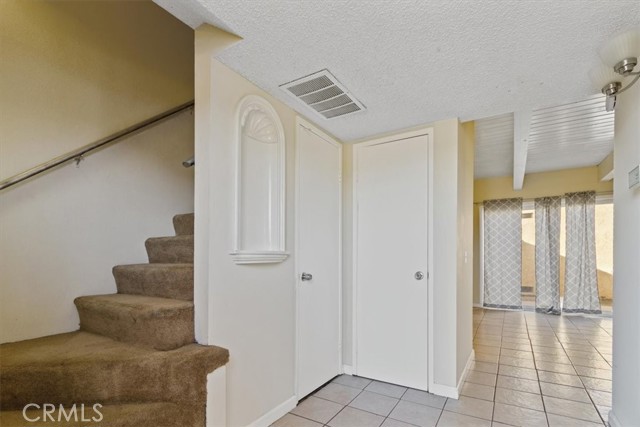 Detail Gallery Image 9 of 19 For 43633 Stanridge Ave, Lancaster,  CA 93535 - 2 Beds | 2 Baths