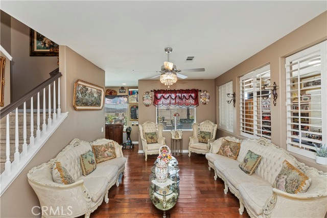 Detail Gallery Image 7 of 45 For 27488 Murrieta Oaks Ave, Murrieta,  CA 92562 - 4 Beds | 3 Baths