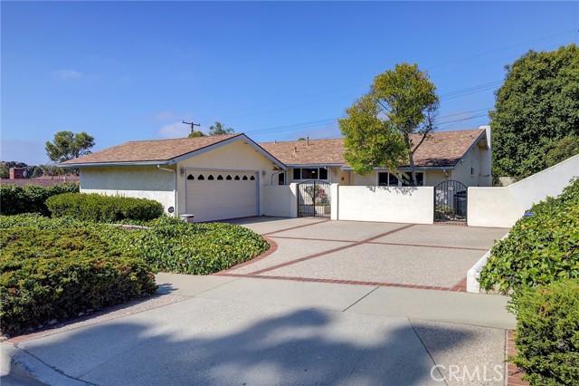 27109 Grayslake Road, Rancho Palos Verdes, California 90275, 4 Bedrooms Bedrooms, ,1 BathroomBathrooms,Residential,Sold,Grayslake,PV21206397