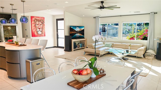 951 N Camino Condor, Palm Springs CA: https://media.crmls.org/medias/5e2cc24d-d3b1-474d-9d3f-c4441d464505.jpg