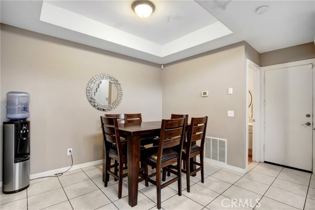 3728 Via Tortola, Riverside CA: https://media.crmls.org/medias/5e2d16ce-4654-4457-9664-ca0cf211fd5e.jpg