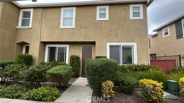 35806 Springvale Lane, Murrieta CA: https://media.crmls.org/medias/5e2d45da-74b5-47fb-a876-8cc818b7d239.jpg
