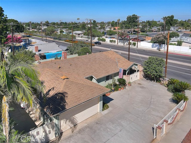 14104 Barrydale Street, La Puente CA: https://media.crmls.org/medias/5e2da19c-4a38-4691-9475-0f44d301e975.jpg