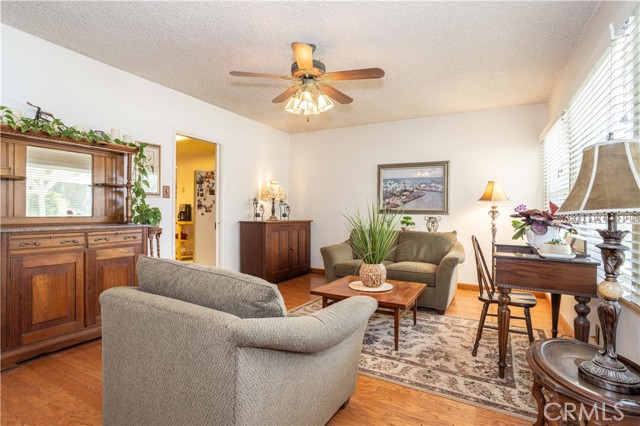 10514 Aldea Avenue, Granada Hills CA: https://media.crmls.org/medias/5e2e0830-3c10-4c50-92ca-0c2e1743f7ae.jpg