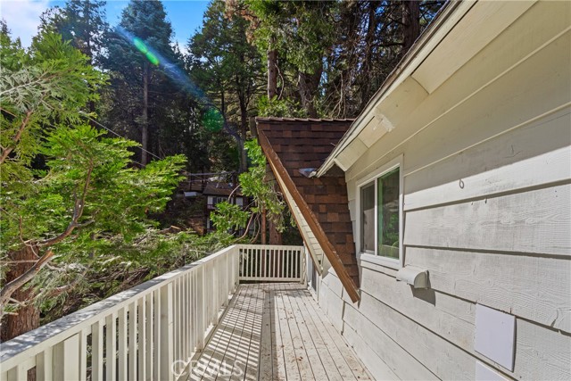 Detail Gallery Image 15 of 33 For 354 Hillside Rd, Lake Arrowhead,  CA 92352 - 2 Beds | 1 Baths